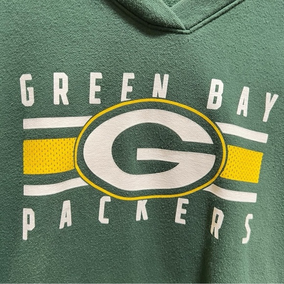 Women’s Medium Green Bay Packers V-Neck Majestic Hoodie Sweatshirt - Picture 2 of 6